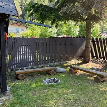 Drevenica Linda Dağ evi